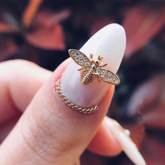 Faux Diamond-Studded Bee Nail Accessories